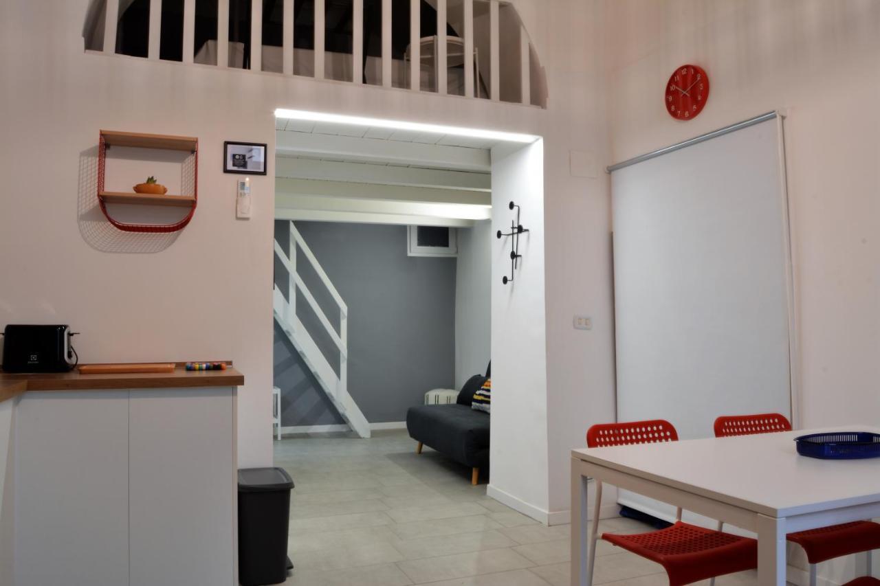 Dock33 - Comfort Loft In Catania Center Buitenkant foto